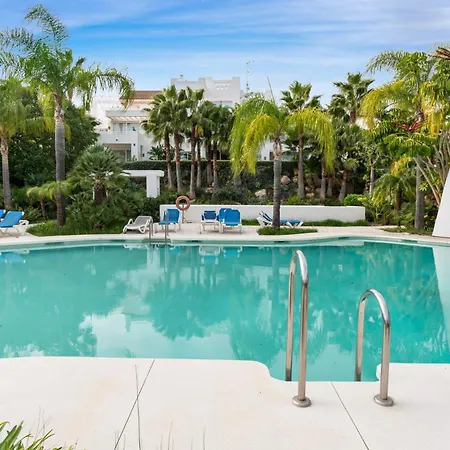 Vivi Homes - Casa Sereno - Lagoon - Pool - Garden - View Apartmán Marbella