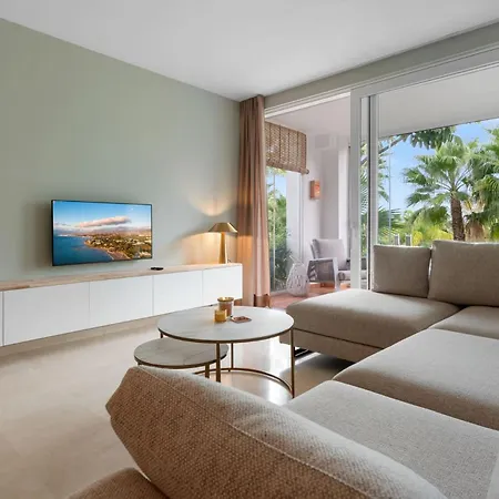 Vivi Homes - Casa Sereno - Lagoon - Pool - Garden - View *