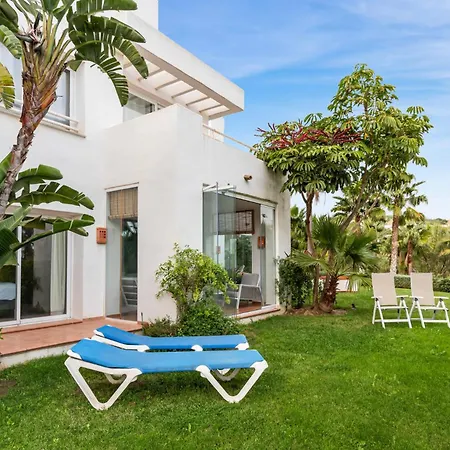 Apartmán Vivi Homes - Casa Sereno - Lagoon - Pool - Garden - View *