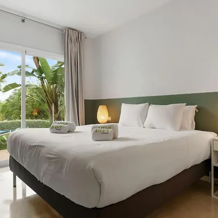 Vivi Homes - Casa Sereno - Lagoon - Pool - Garden - View Marbella